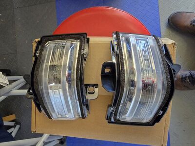 mirror turn signal lights