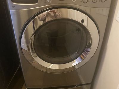 LG Washer and Dryer(electric)