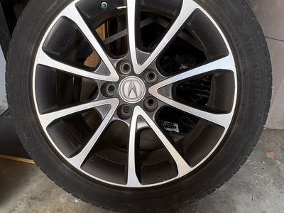 Acura OEM 18-Inch Alloy Wheel with Yokohama 225/50R18 Tire