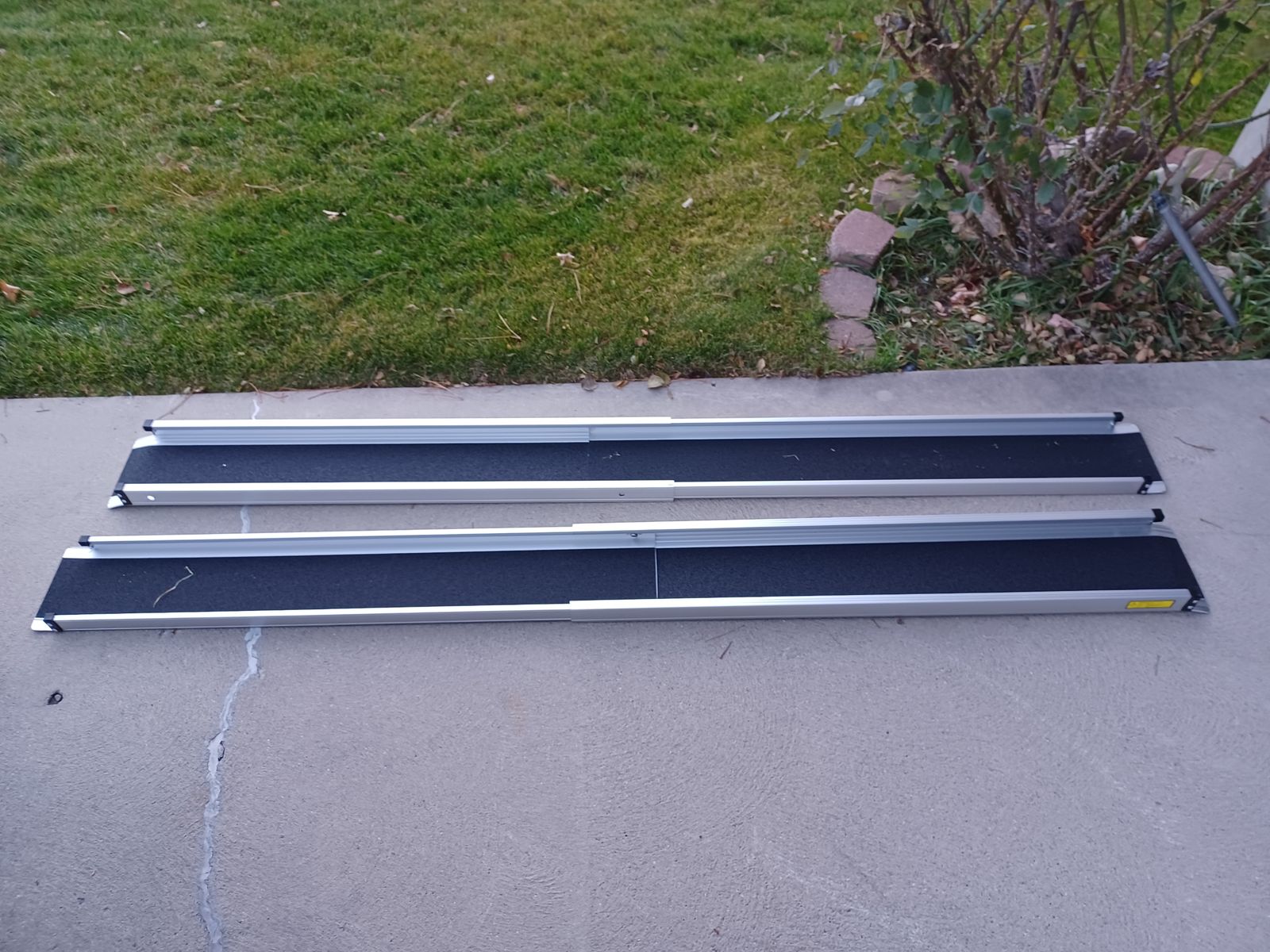 Adjustable Wheel Chair Telescopic Tract Ramps