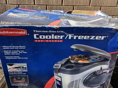 Rubbermaid Thermo Electric Vehicle Cooler