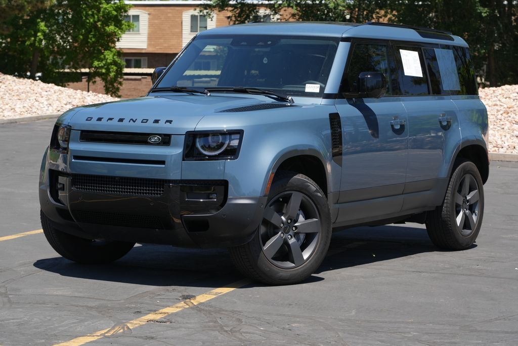 2026 Land Rover Defender 110 P300 S