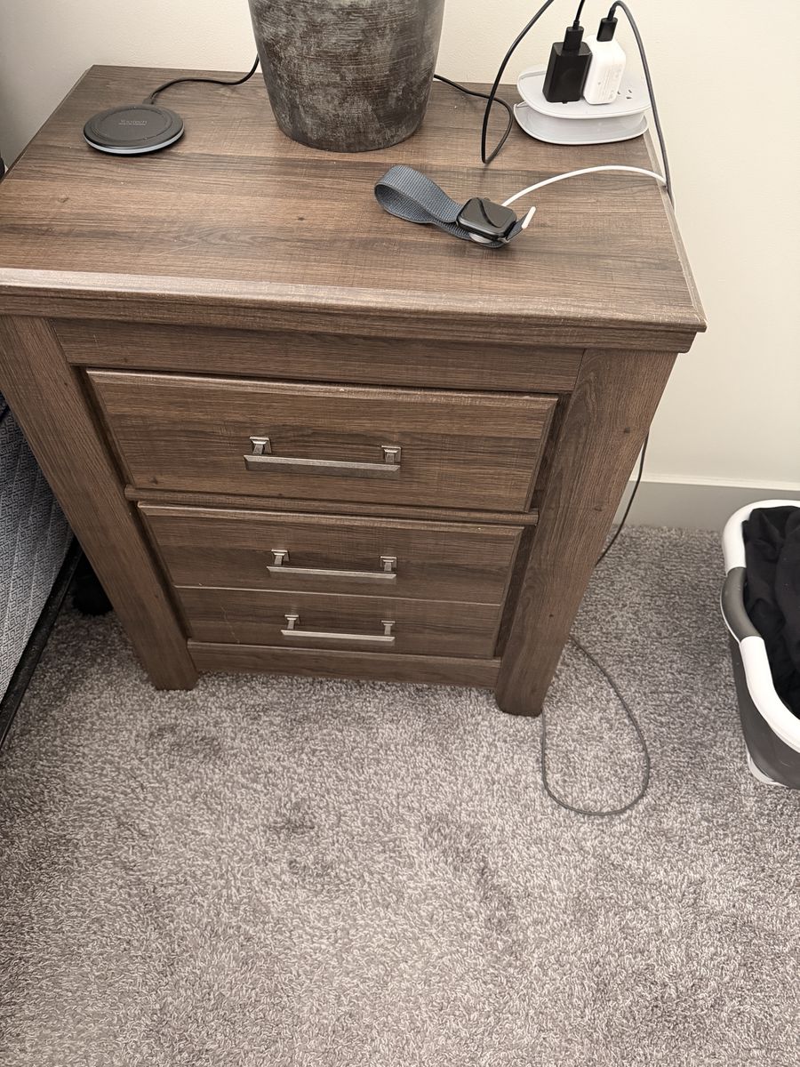 Wood Finish Nightstand with 2 Drawers - Sturdy Bedside Table, Excellent Condition