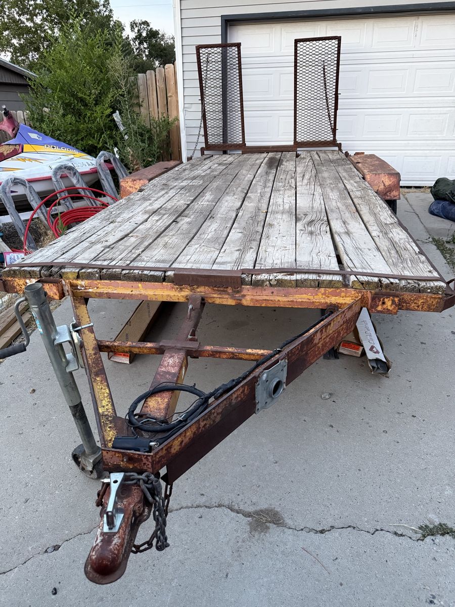 Utility Trailer, Wood Deck with Ramp, 6x12 ft