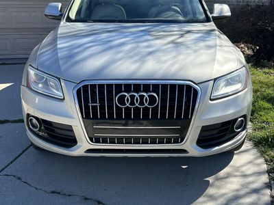 2014 AUDI Q5 2.0T quattro Premium Plus