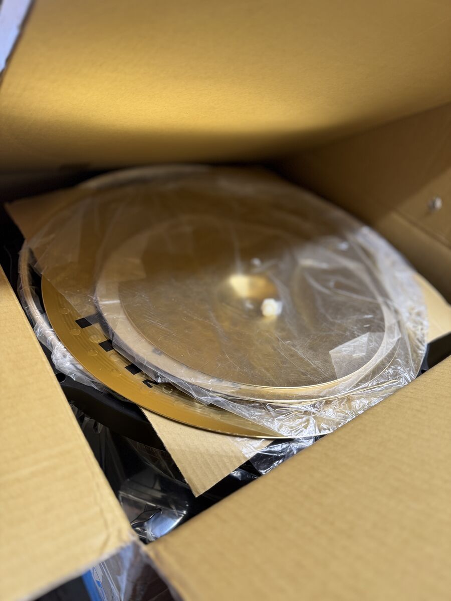 Tama imperialstar 5 piece drum set, new.