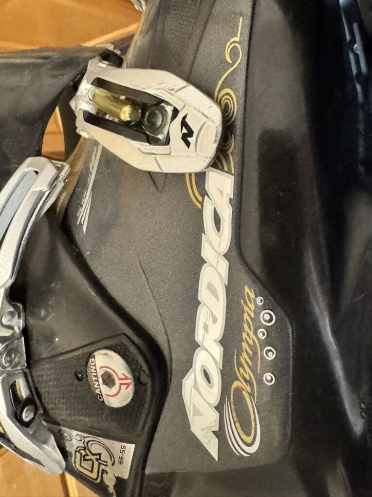 Nordica Olympia Sport 12 Ski Boots