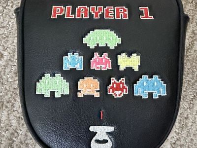 L.A.B. Golf Limited Edition Putter Cover