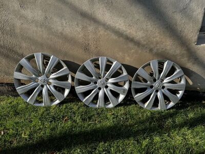 Hubcaps Toyota Corolla