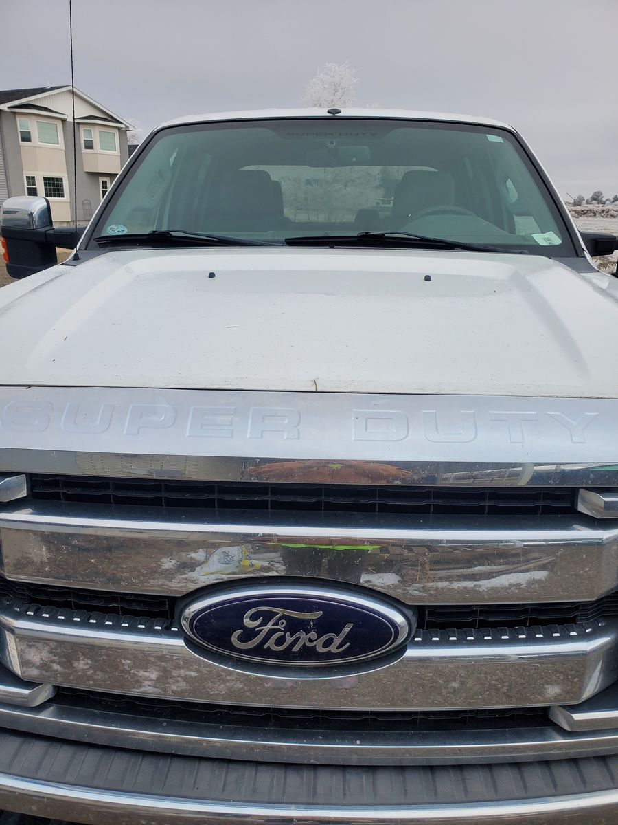 Pickup. Ford 2012 1 ton diesil. Low miles.