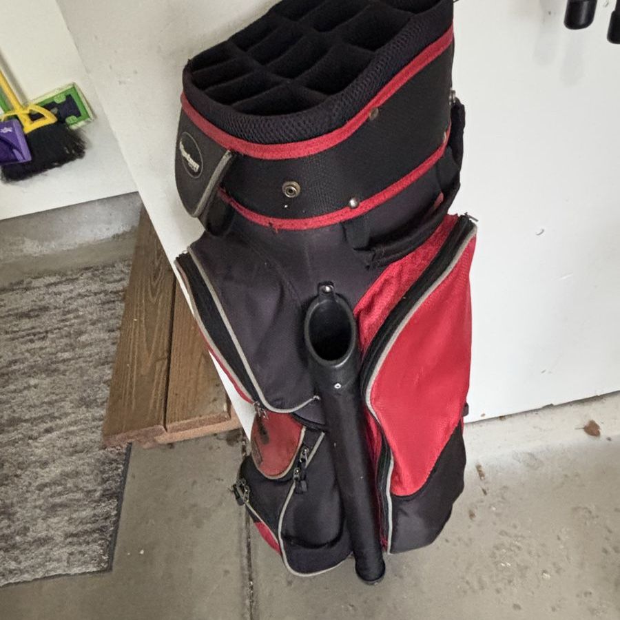 Cart golf bag with 14 club separator and cooler pocket