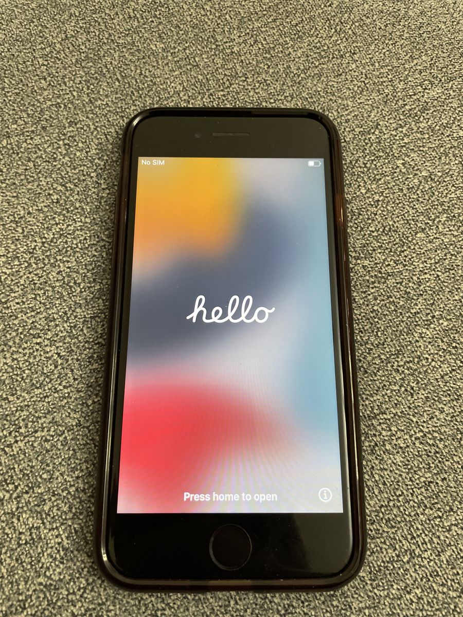 Iphone 7 Black 128GB w/ Case