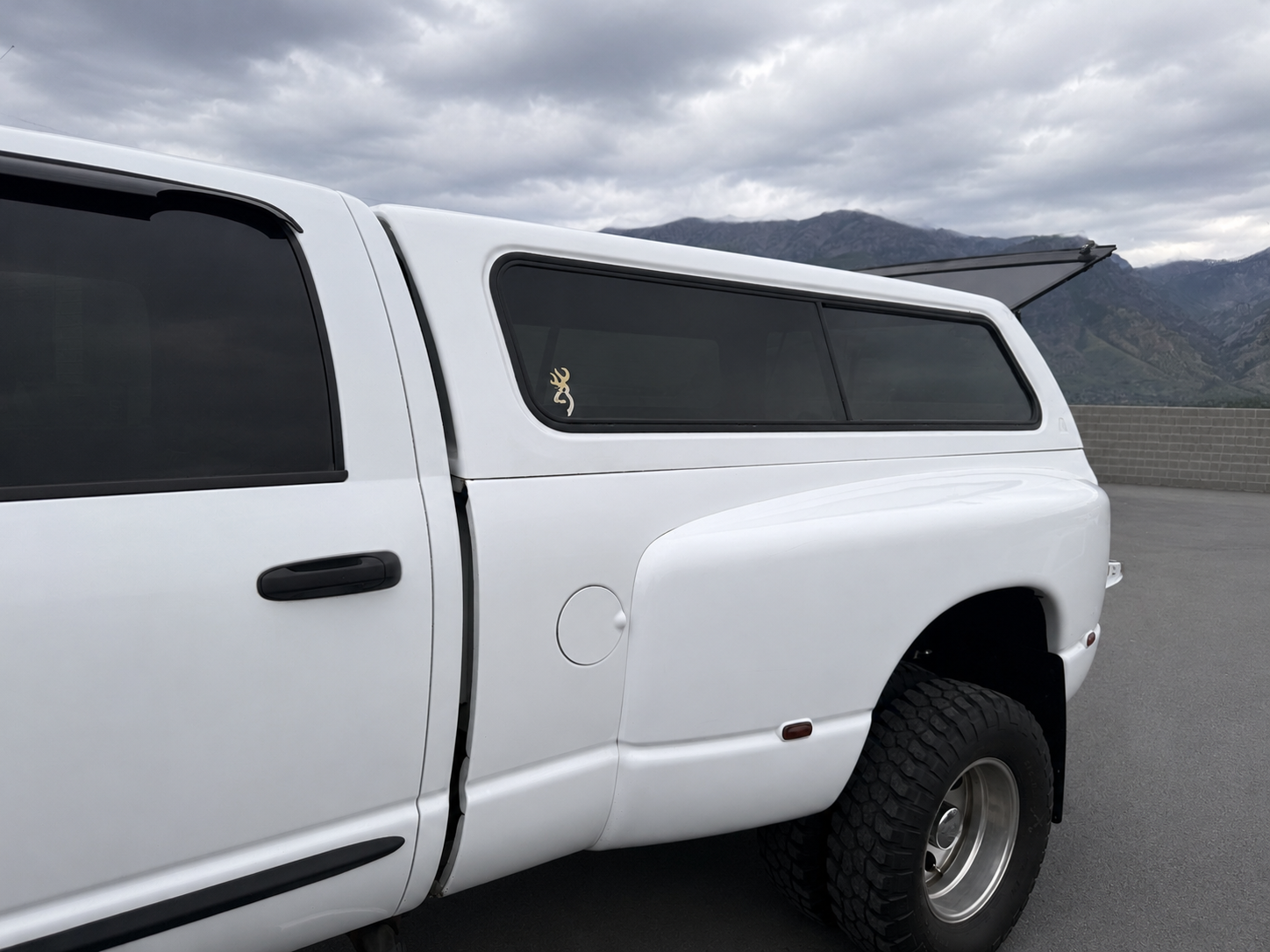 Main image 4