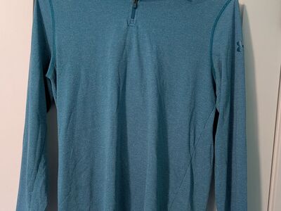 Men's Under Armor Long Sleeve Hooded Medium