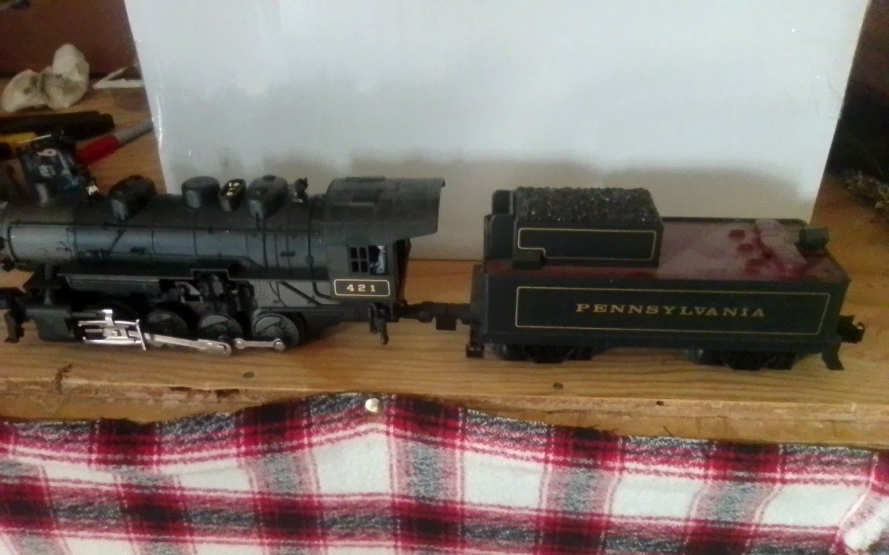 Pennsylvania 421 Steam Locomotive and Tender Train