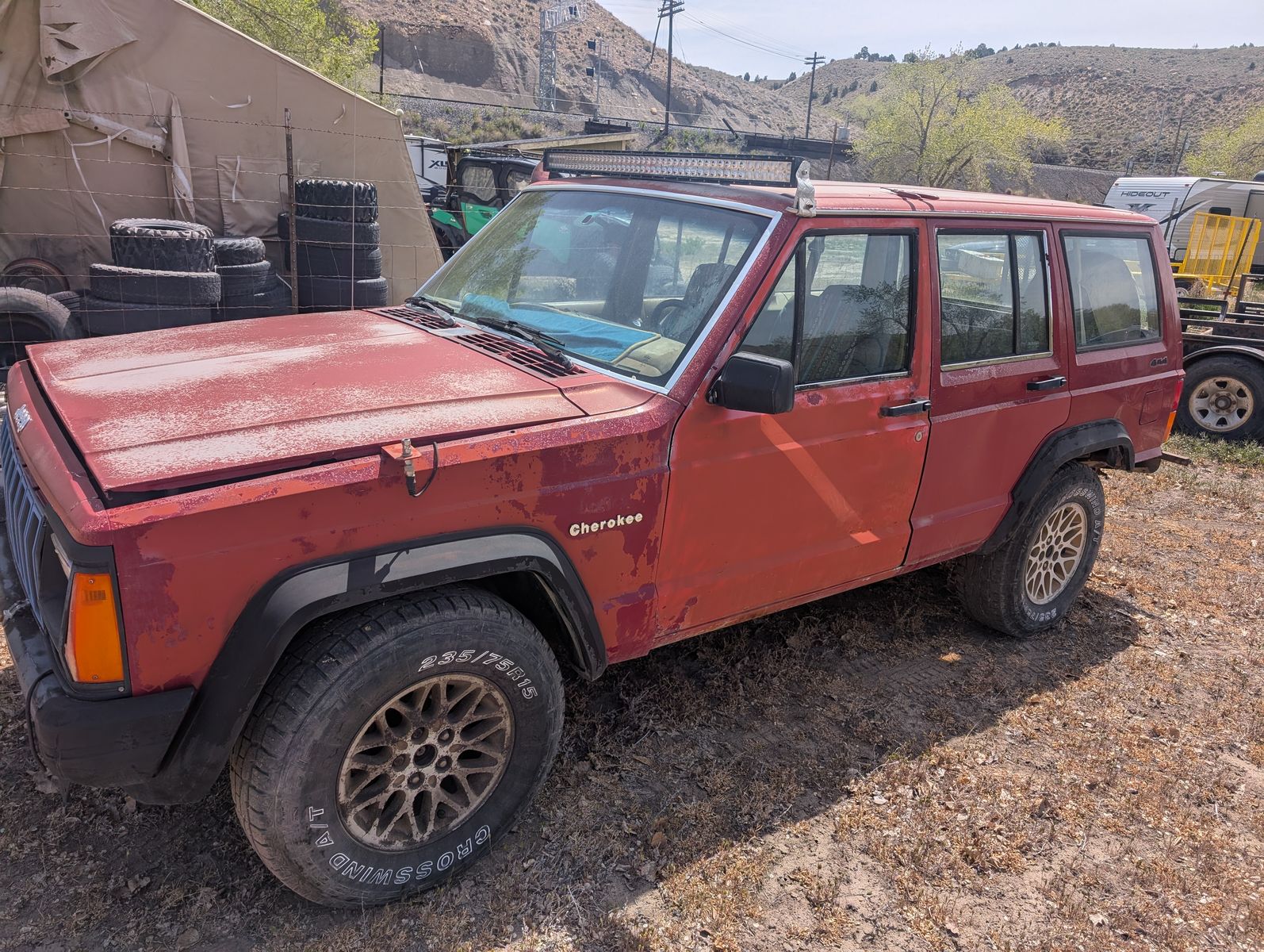 1992 JEEP CHEROKEE Base