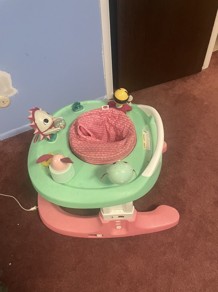 tiny love baby walker