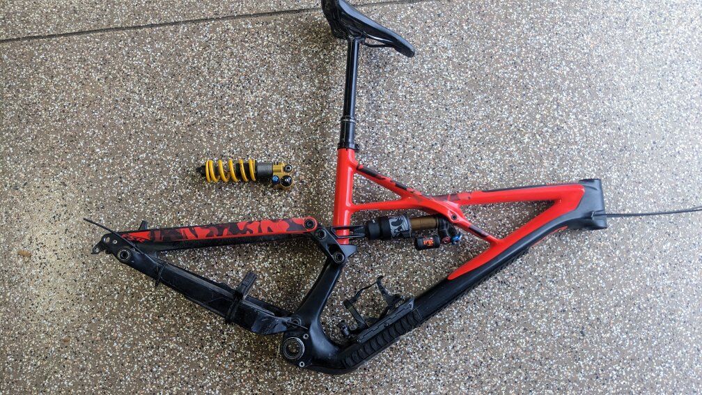 2018 Specialized Enduro Pro Size Large