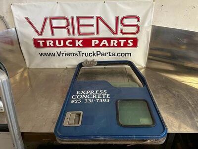 Kenworth W900 Front Door Assembly