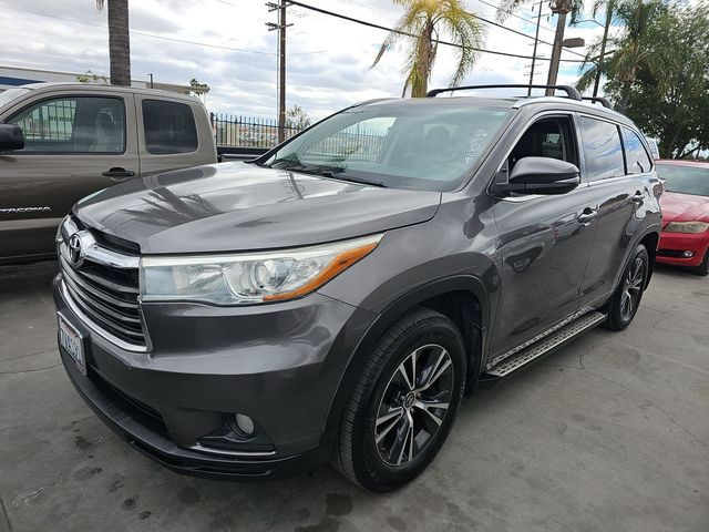 2016 Toyota Highlander XLE