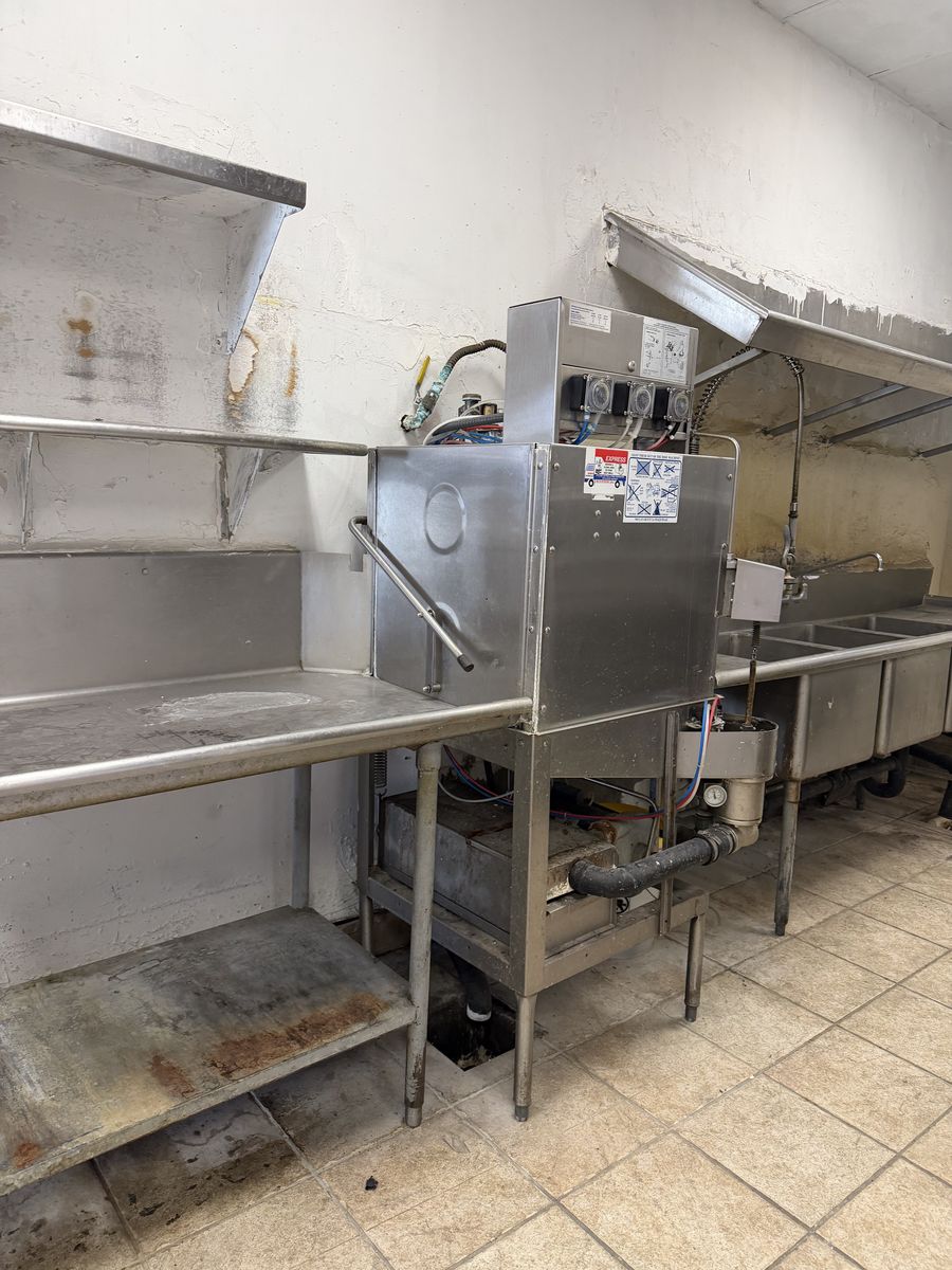 Commercial DishWasher/ Stainless Steel Prep Area