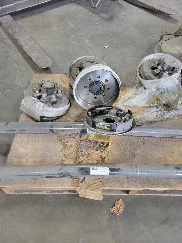 Main image 4
