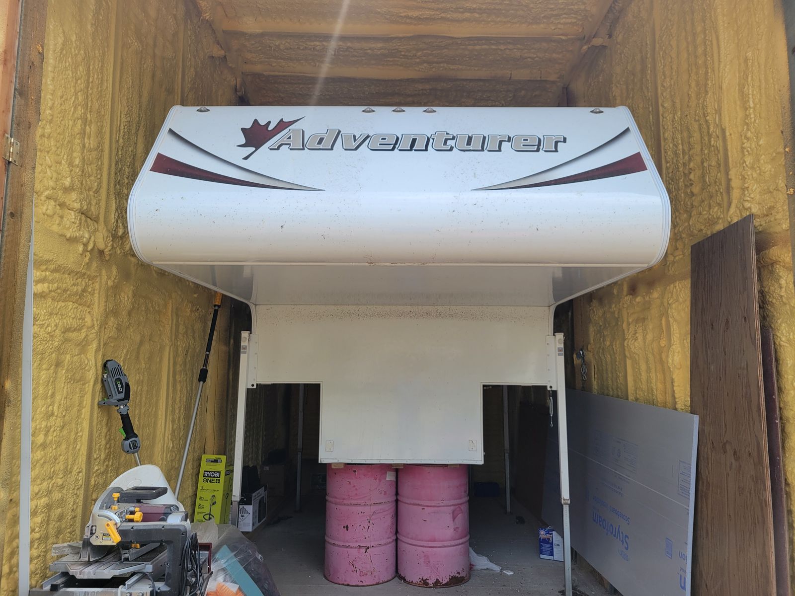 Adventurer slide-in camper