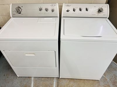 Heavy duty whirlpool washer and dryer set