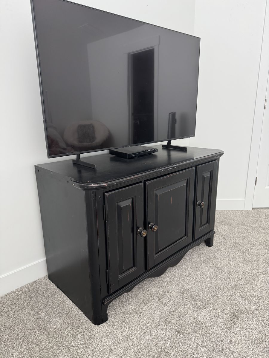 FREE Black Cabinet