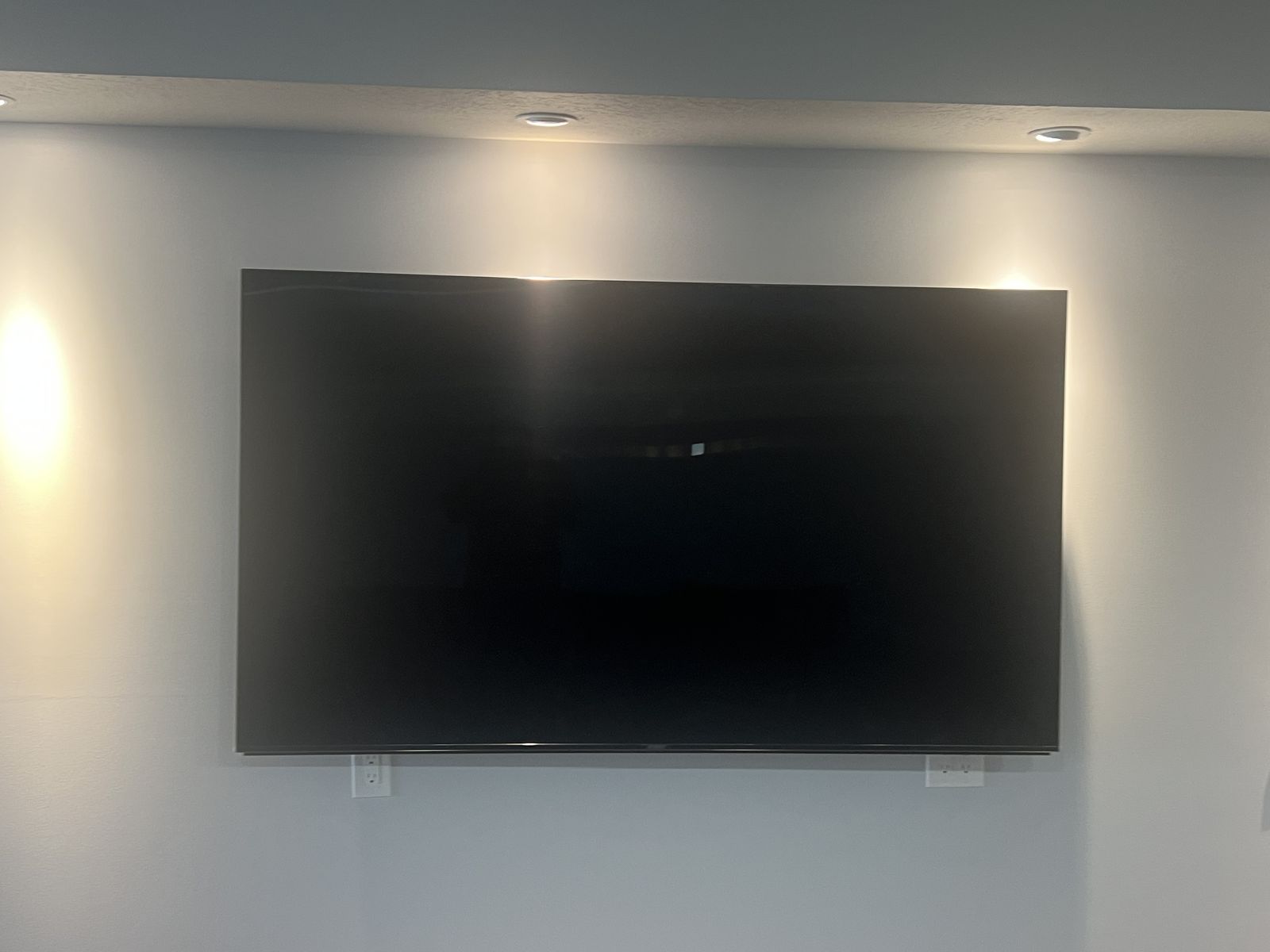 Main image 5