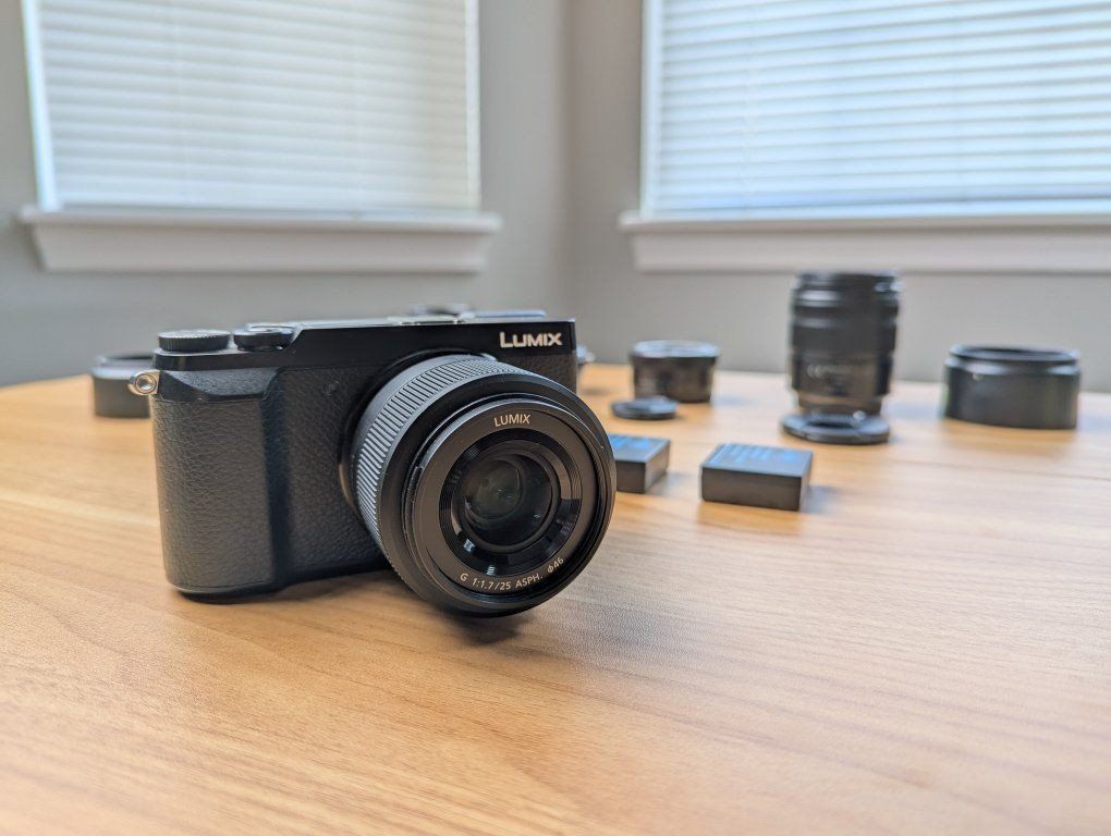 Panasonic Lumix GX85 + Lens Set & Batteries