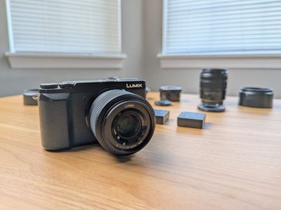 Panasonic Lumix GX85 + Lens Set & Batteries