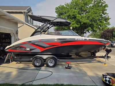 2016 Yamaha 242X E Series | 97 Hours