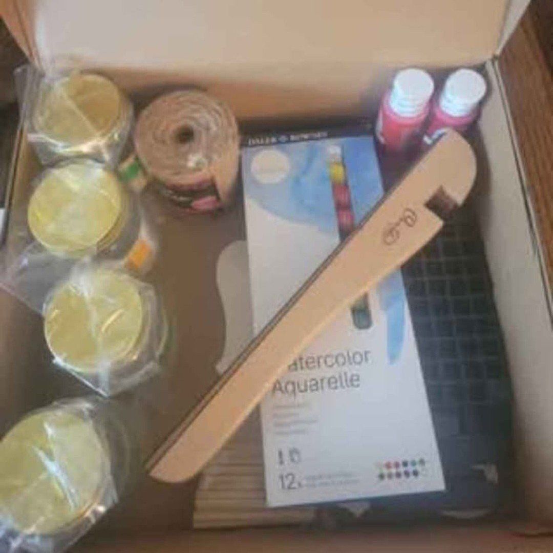 Arts & Crafts Supplies