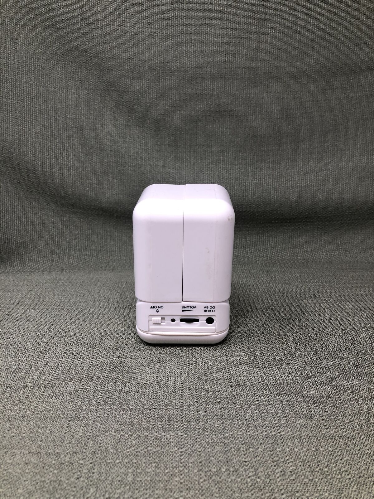 White Portable Plug-In Speaker | Battery Powered | Compact Audio Speaker
