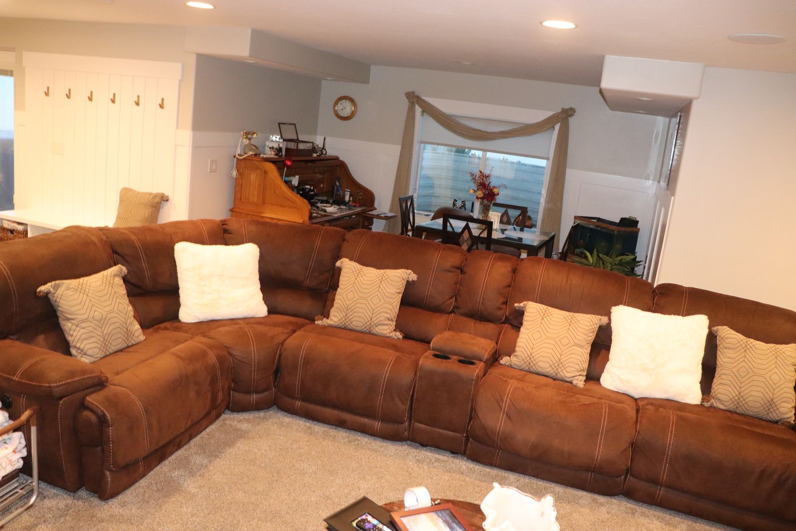 ️ Chocolate Brown Curved Sectional Couch w/ Power Recliners – Modular Setup