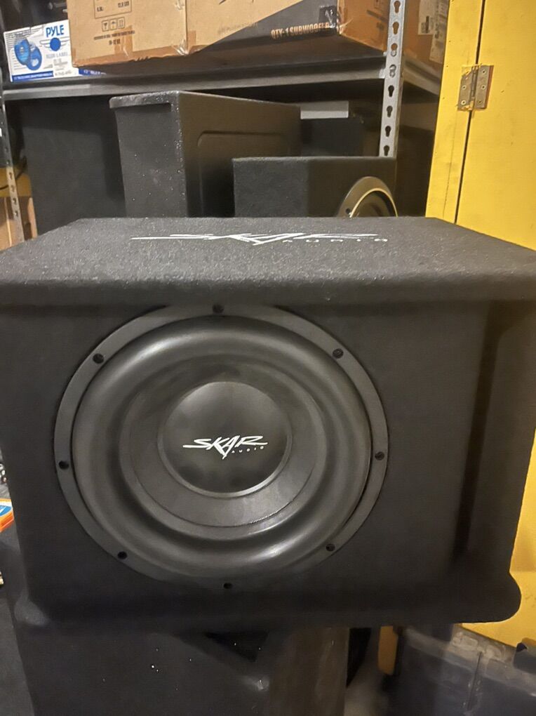 1-12 Skar Subwoofer1200 Watts Great Subs