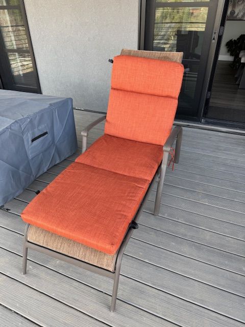 Outdoor Chaise Lounge Chair
