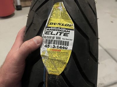 Dunlop American Elite 180/55/18