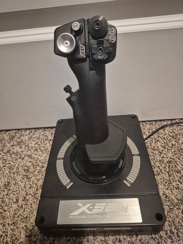 Logitech X56 HOTAS- PC Flight Simulator