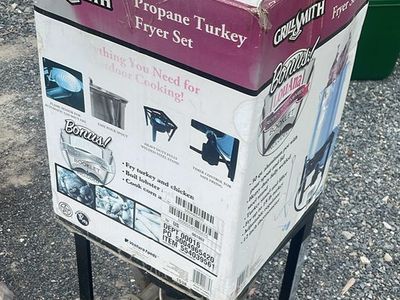 Grill Smith Propane Turkey Fryer Set - Outdoor Cooking Essential for Turkey,