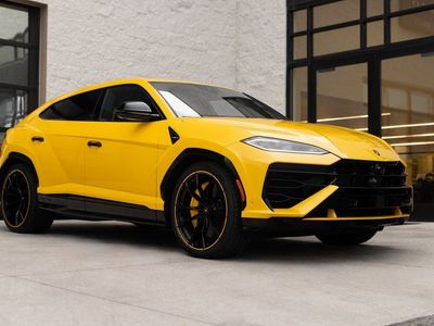 2025 Lamborghini Urus SE
