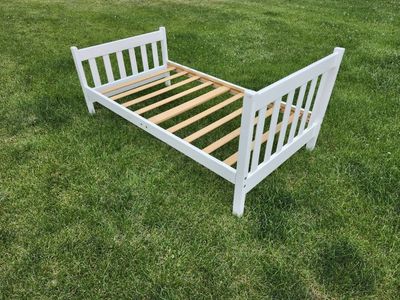 Toddler Bed – $10 OBO
