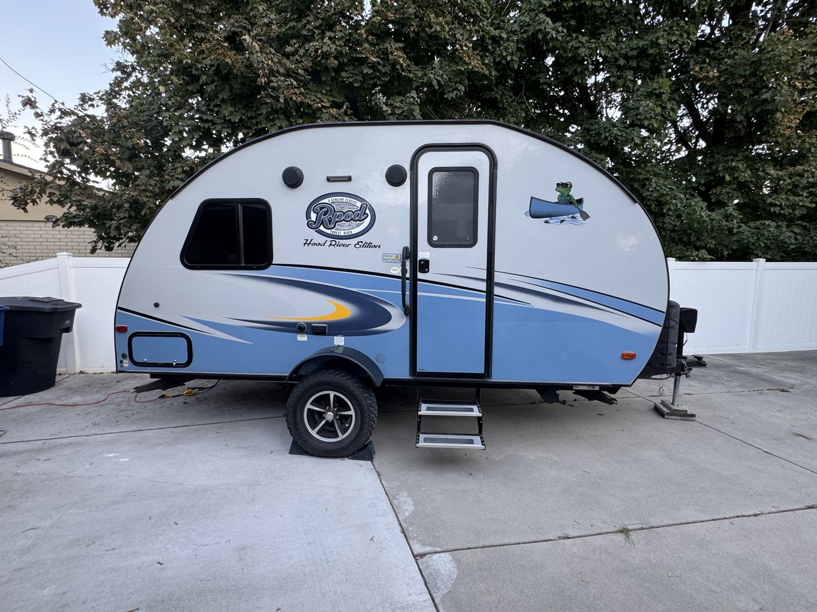 2019 Forest River R-Pod, 17’