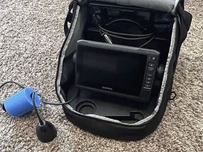 Garmin Panoptix Portable Ice Fishing Kit with Fish Finder and Carrying Case