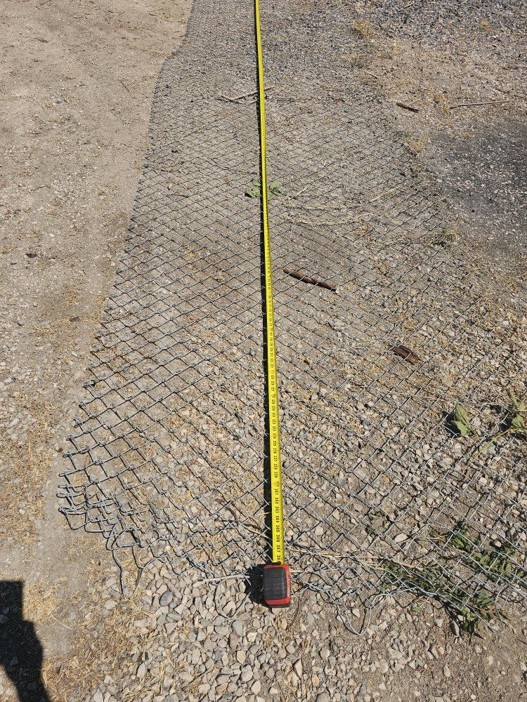 Used Chain Link Fencing - 20 Feet Length, Galvanized Steel Mesh for Yard/Enclosure