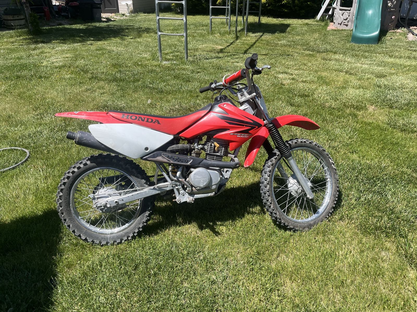 Honda CRF100F Dirt Bike - Red Off-Road Motorcycle