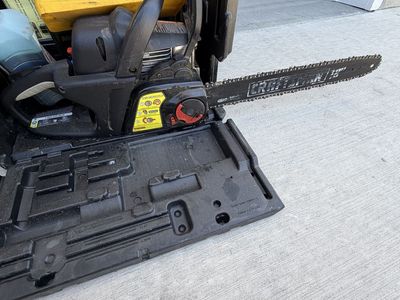 Craftsman 18" 42cc Gas Chainsaw with Carrying Case - Used