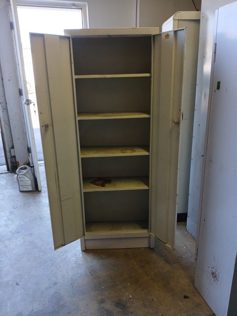 Main image 6