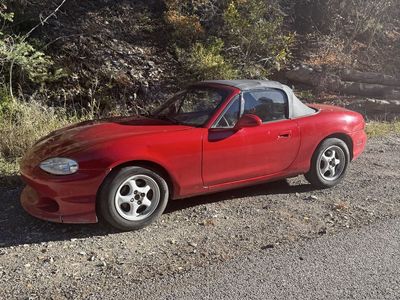 Mazda Miata MX-5 Roadster (NA/NB) Convertible Red 2-Door